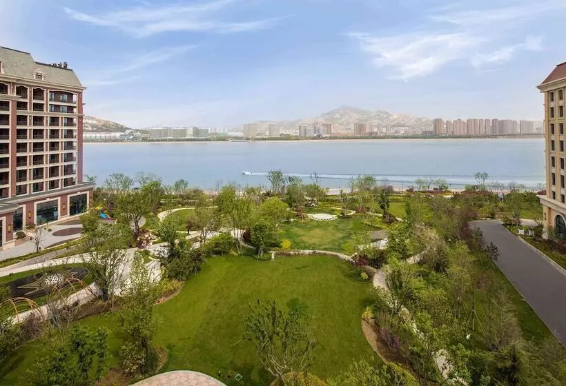 ホテル Doubletree By Hilton Qingdao Oriental Movie Metropolis