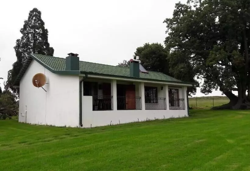 Hotelli Hoyo Hoyo Machadostud Lodge