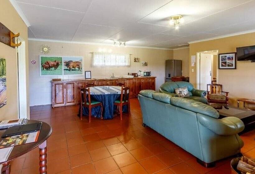 בית מלון כפרי Hoyo Hoyo Machadostud Lodge