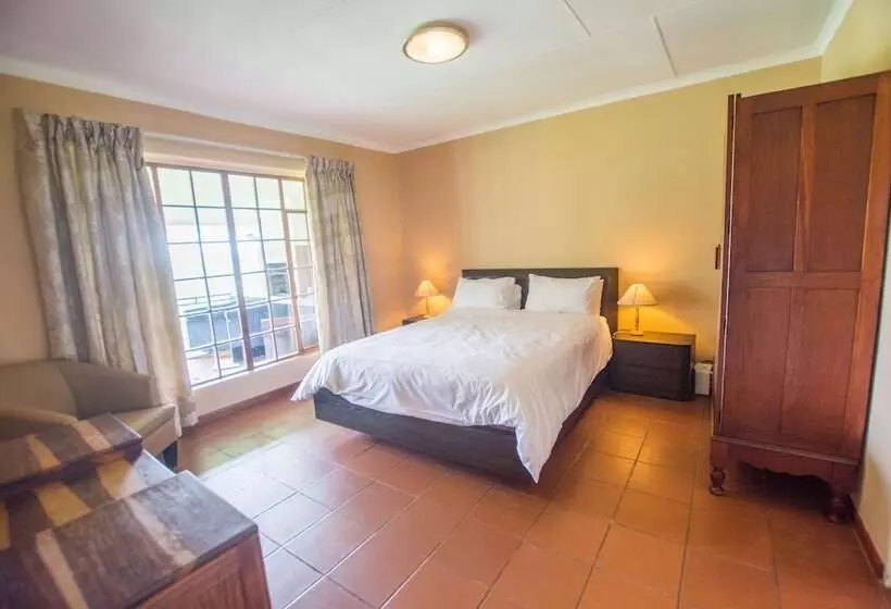 Hotelli Hoyo Hoyo Machadostud Lodge