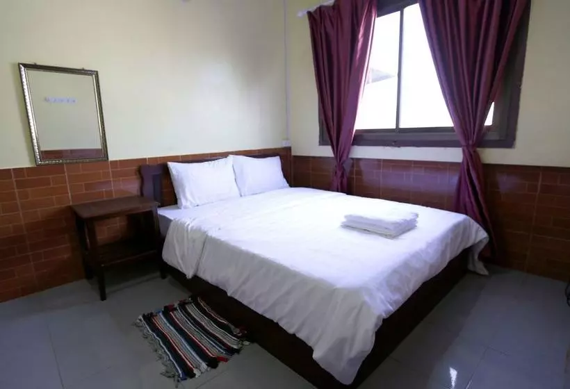 Hotelli Intouch Guest House