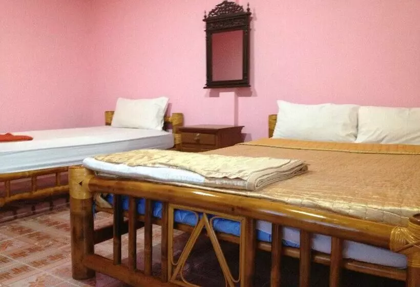 هتل Nam Jhum Resort