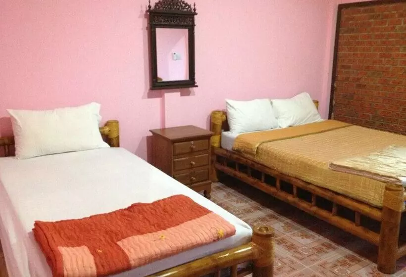 هتل Nam Jhum Resort