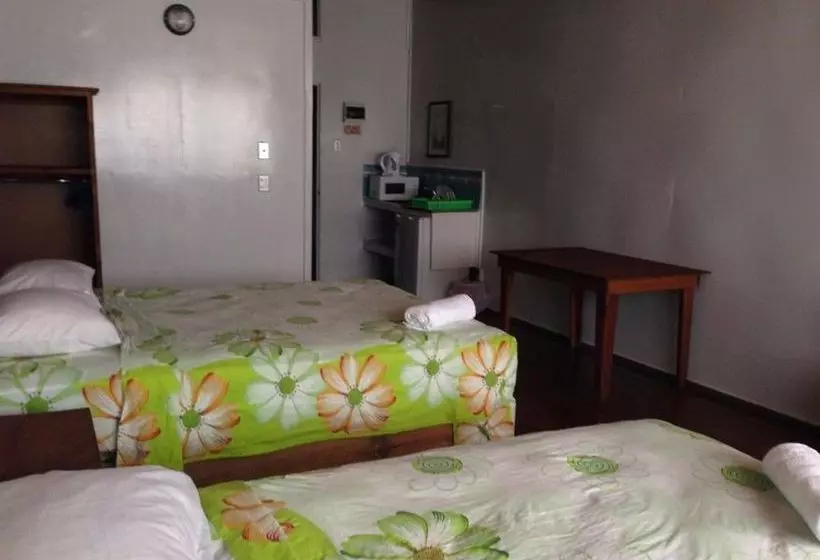 هتل Nia Mall Apartments