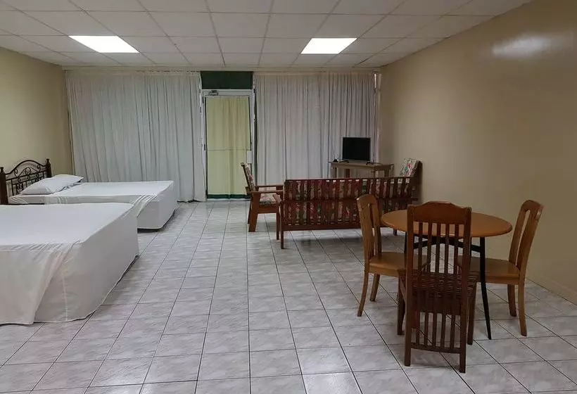 هتل Nia Mall Apartments