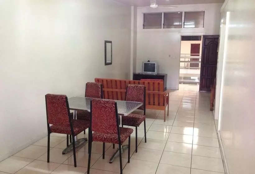 هتل Nia Mall Apartments