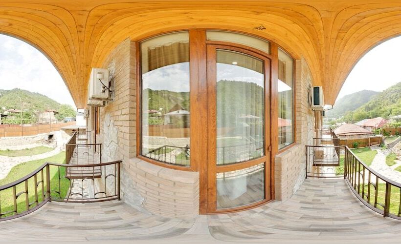 Отель Old Borjomi