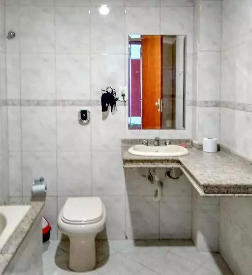 Oyo Residencial Itacuruçá Apart Hotel, Mangaratiba