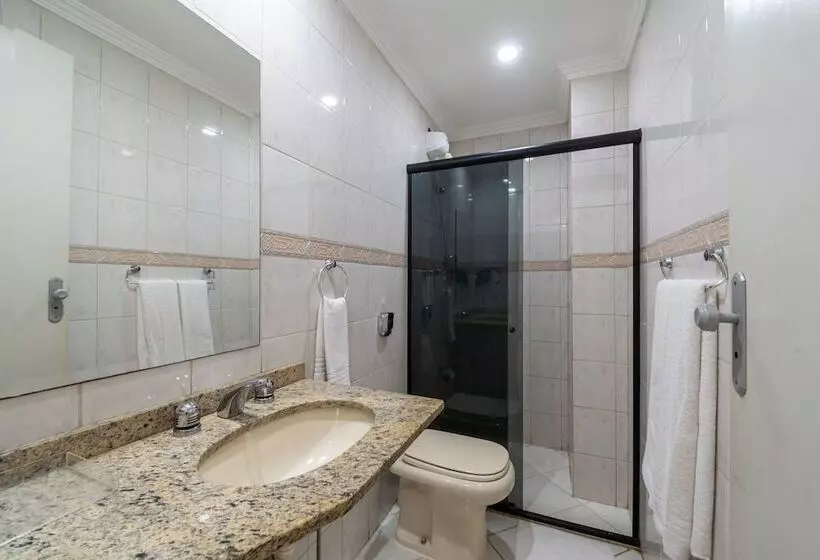 Oyo Residencial Itacuruçá Apart Hotel, Mangaratiba