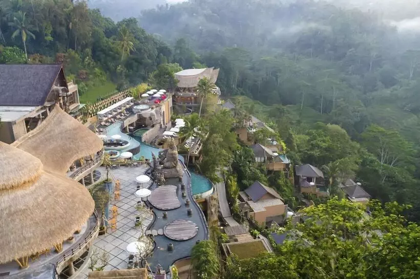 ホテル The Kayon Jungle Resort
