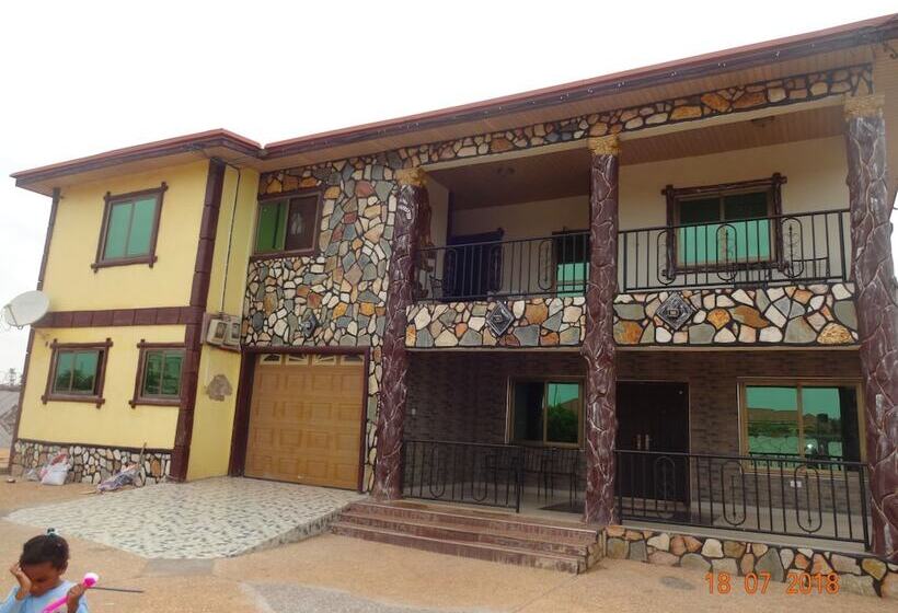 Nordik Palace Bed & Breakfast