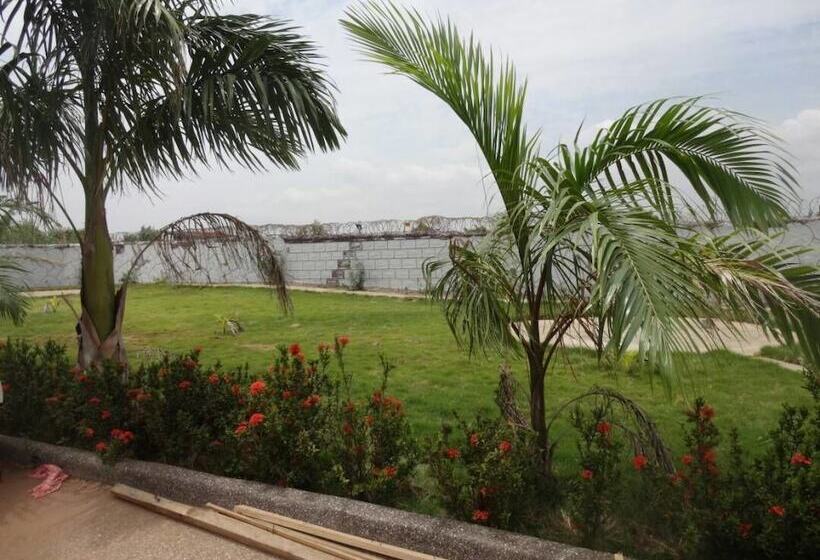 Nordik Palace Bed & Breakfast