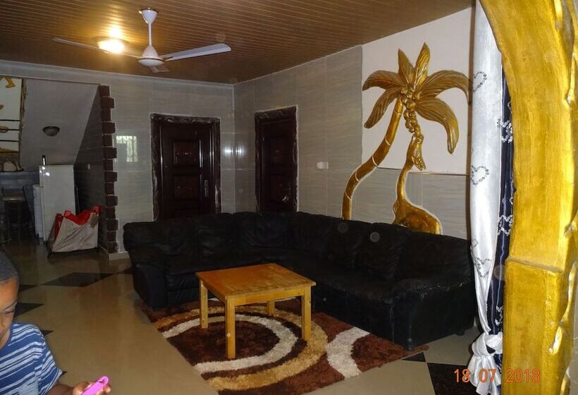 Nordik Palace Bed & Breakfast