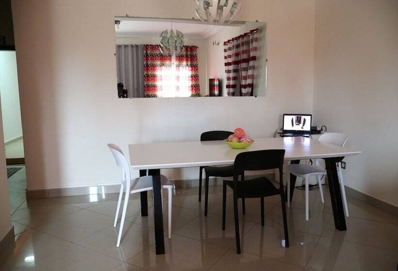 پانسیون Le Buffle Noir Douala