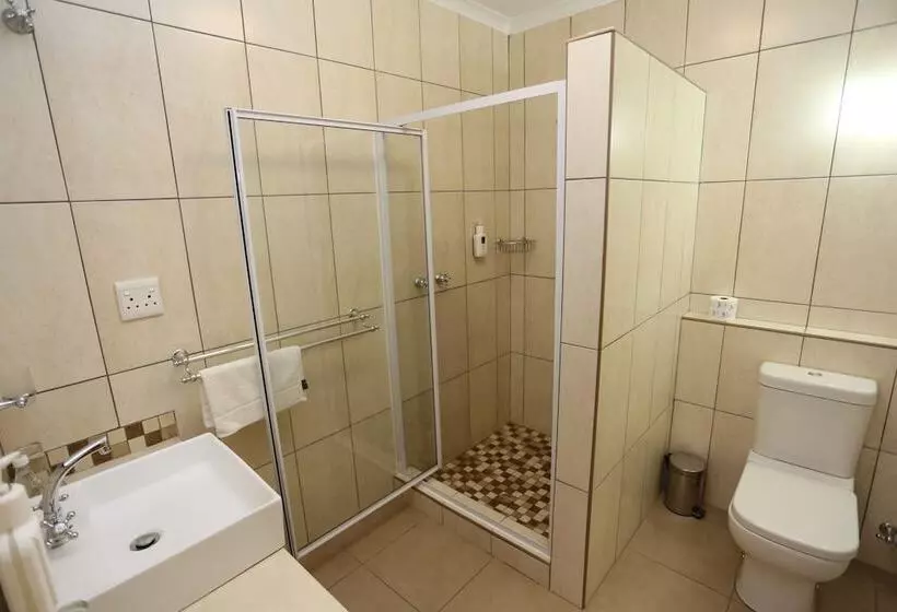 پانسیون Stay At Swakop Guesthouse