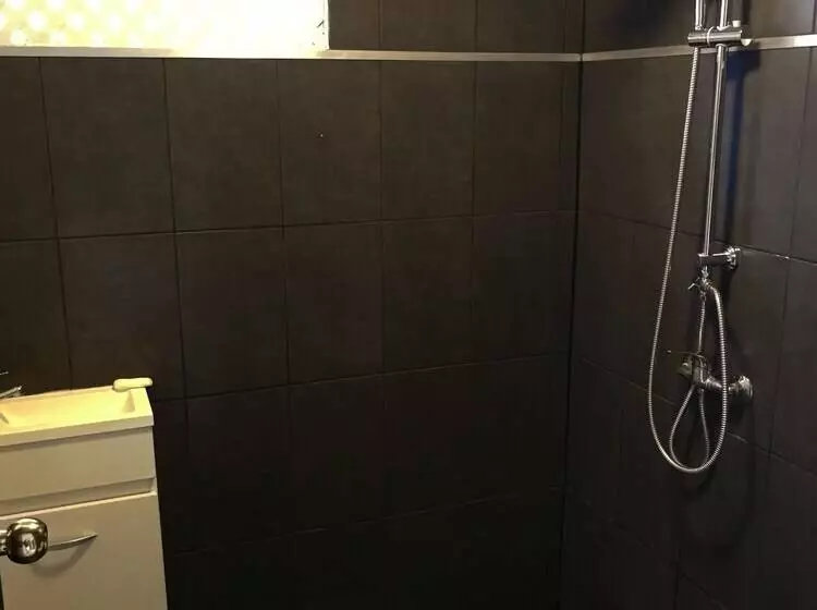 پانسیون Tahiti Lodge