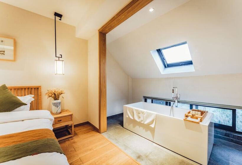 Wuzhen Zen Boutique Inn