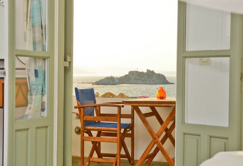 Ydreos Studios & Apartments