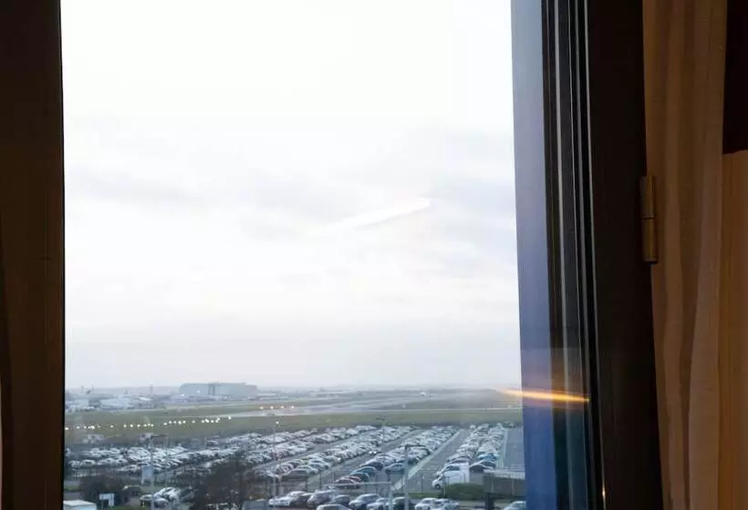 Atrium Hotel Heathrow