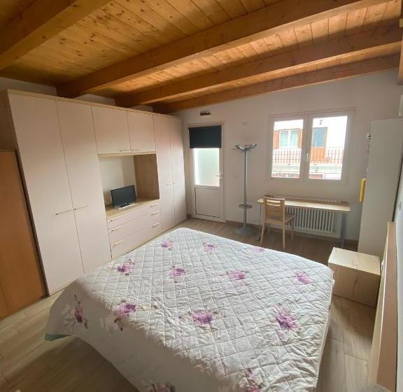 בית מלון כפרי Alloggio Agrituristico Ronchi Di Fornalis