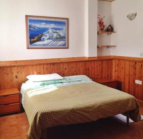 ホテル Alloggio Agrituristico Ronchi Di Fornalis