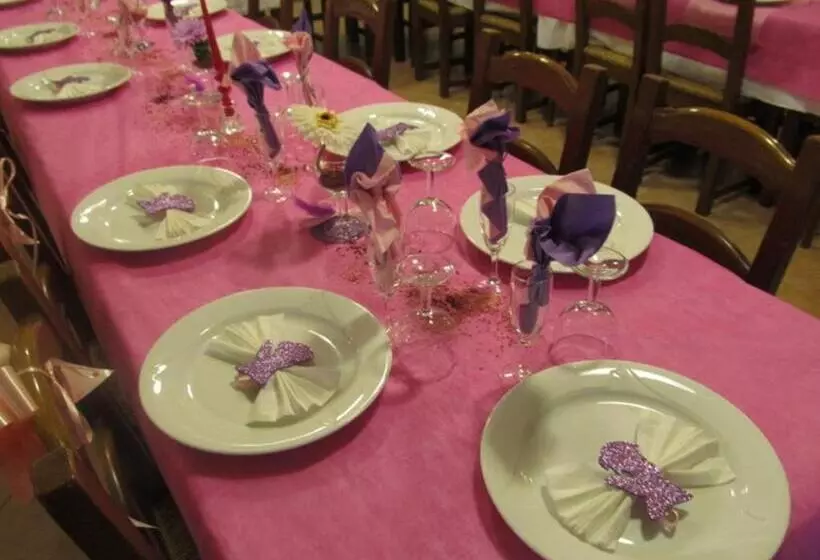 ホテル Alloggio Agrituristico Ronchi Di Fornalis