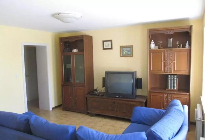 ホテル Alloggio Agrituristico Ronchi Di Fornalis