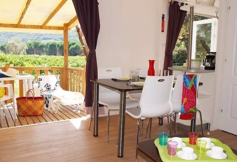 هتل Camping Tikayan Les Cigales
