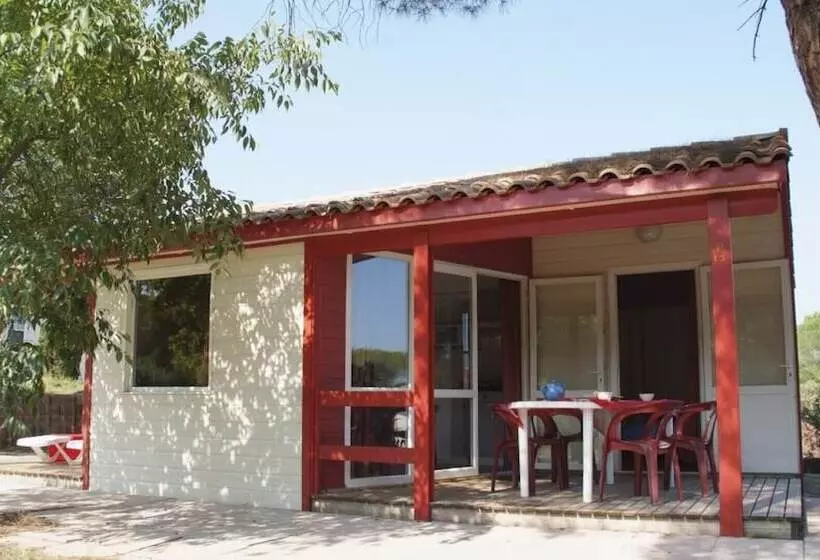 هتل Camping Tikayan Les Cigales