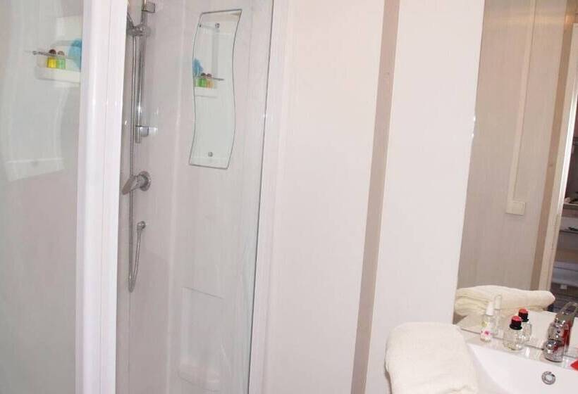 ホテル Camping Tikayan Les Cigales