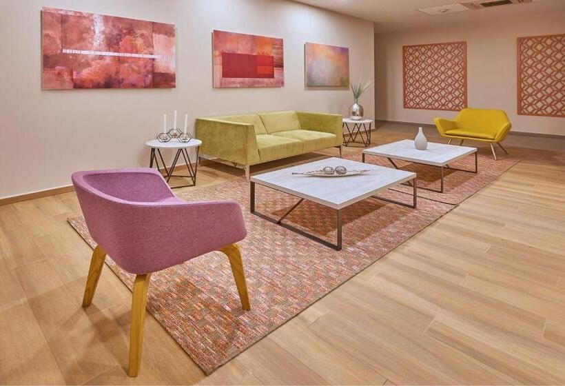 호텔 City Express Suites By Marriott Cancún Aeropuerto