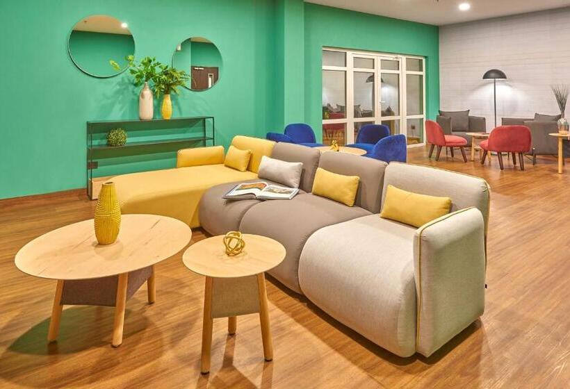 호텔 City Express Suites By Marriott Cancún Aeropuerto