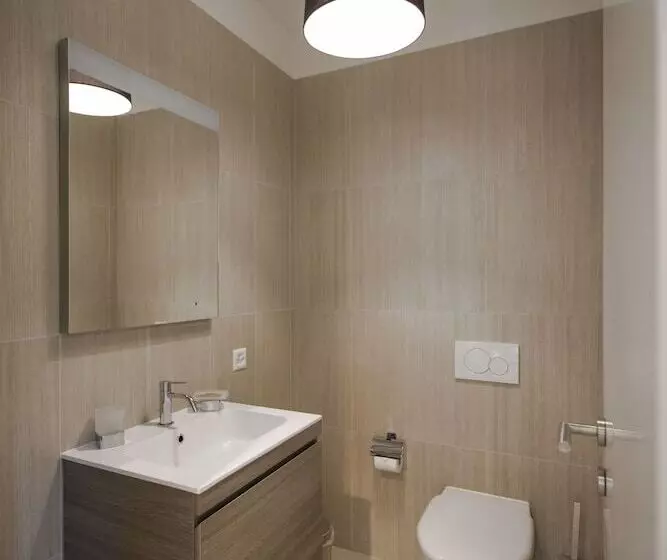 هتل Delta Resort Apartments