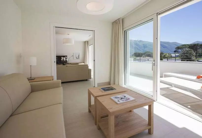 هتل Delta Resort Apartments