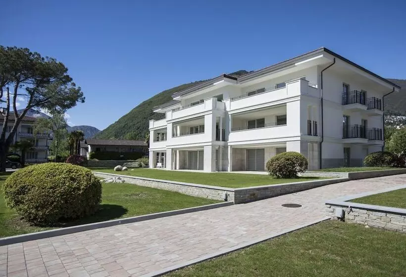 هتل Delta Resort Apartments