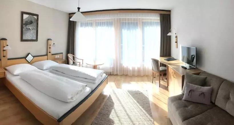 Hotelli Garni Aurora