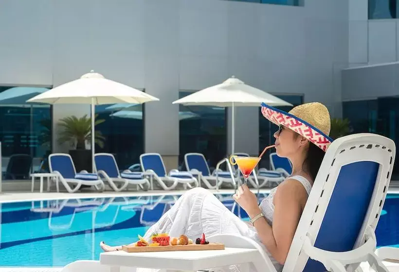 هتل Grand Mercure Business Bay