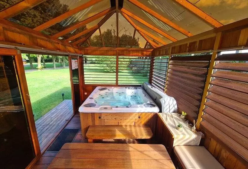 Hotelli Le Château Des Lumières De La Baie De Somme Chambre D Hôtes De Charme