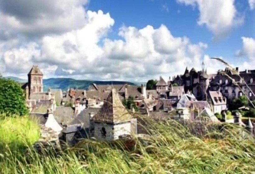 Hotel Auberge De La Xaintrie