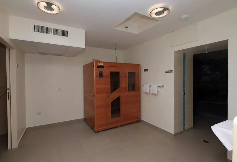 ホテル Auberge De La Xaintrie