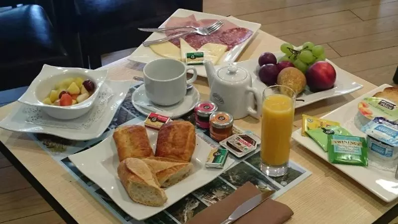 ホテル Auberge De La Xaintrie