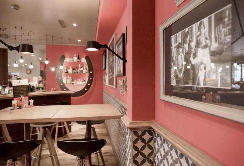 בית מלון כפרי Ochsen Lodge By Ochsen Lenzburg