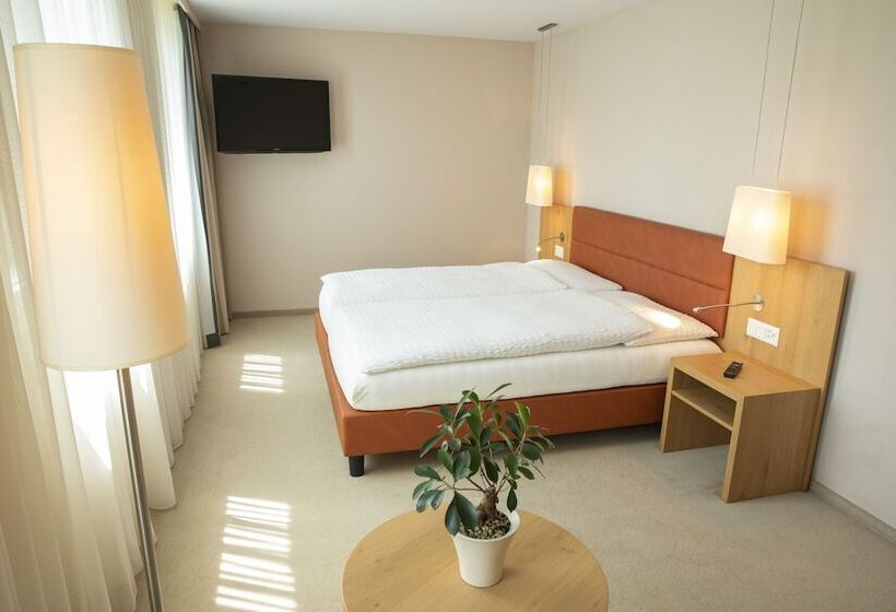 בית מלון כפרי Ochsen Lodge By Ochsen Lenzburg