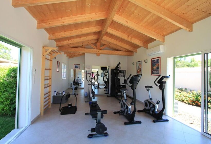 בית מלון כפרי Résidence Cala Corsa