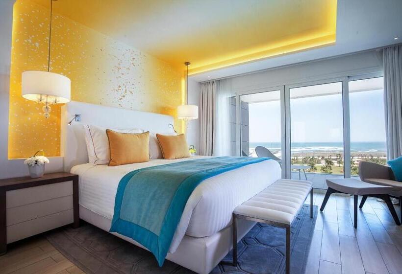 ホテル The View Bouznika