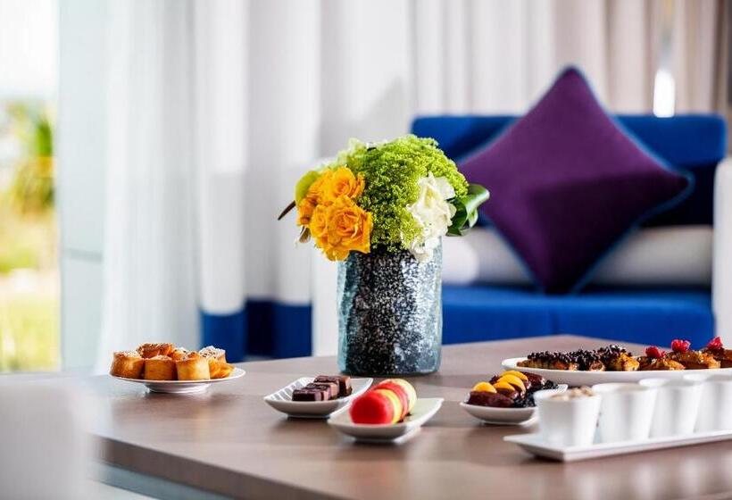 ホテル The View Bouznika