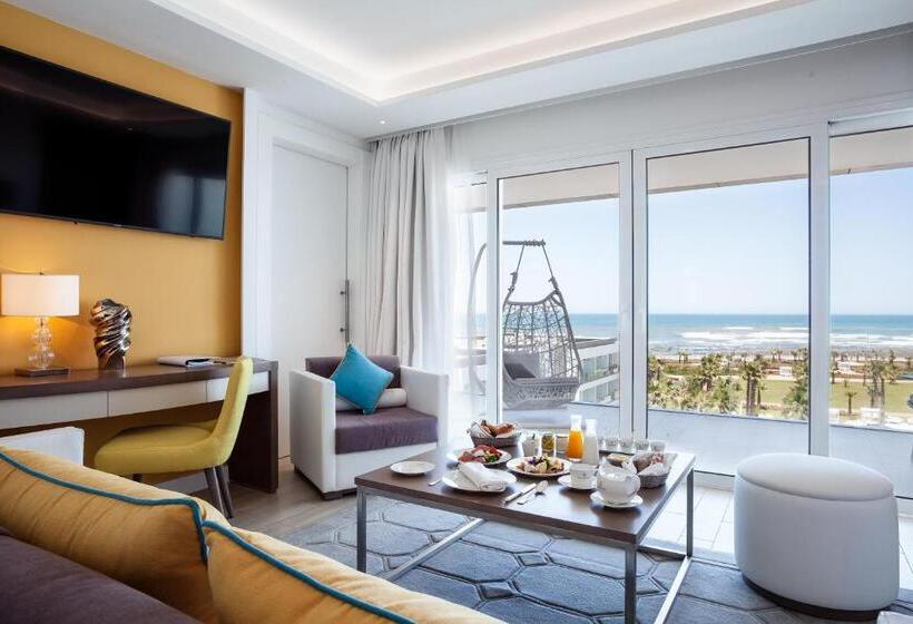 ホテル The View Bouznika