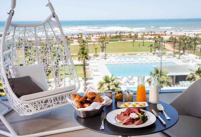 ホテル The View Bouznika