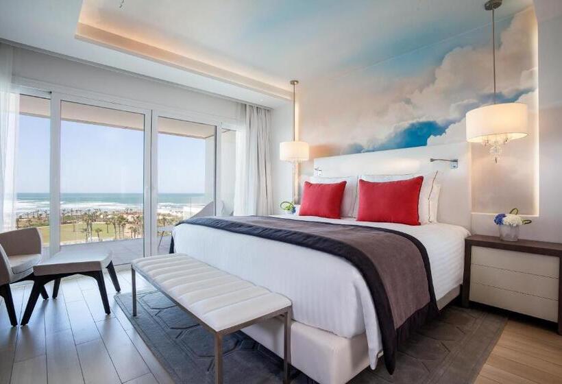 ホテル The View Bouznika