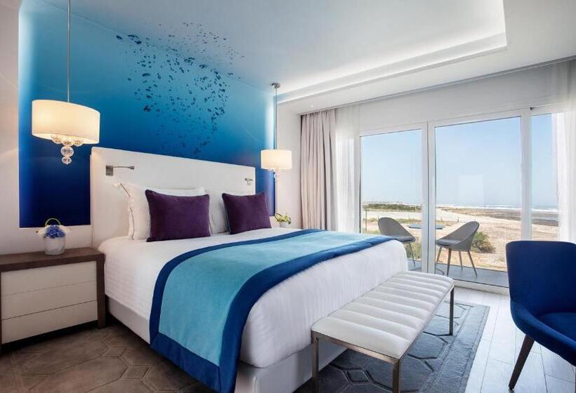 ホテル The View Bouznika